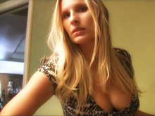 Une mature à gros seins change les règles et passe au saphisme 5