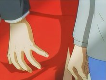 Une jeune vacancière et sa mère baisées par le plagiste 7