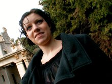La châtelaine se fait trousser dans le parc 6