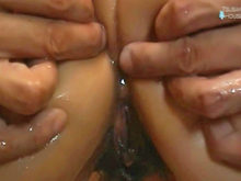 Asiatique à gros seins laveuse de sexe 7