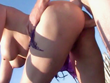 Amatrice à gros seins en vacances au cap 4