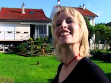 Reportage sur les ménagères à gros seins de la France profonde 1