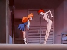 Les trois jeunes salopes à grosses poitrines se préparent au combat 8